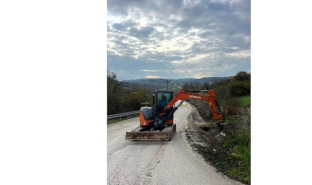 Büyükşehir, V kanal temizliğiyle yolları koruyor görseli