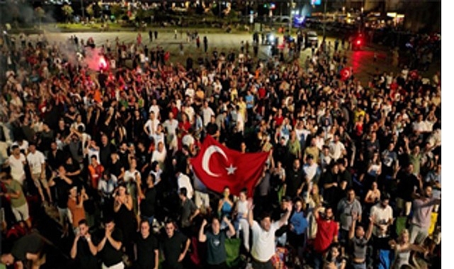 Dev ekranda final heyecanı görseli