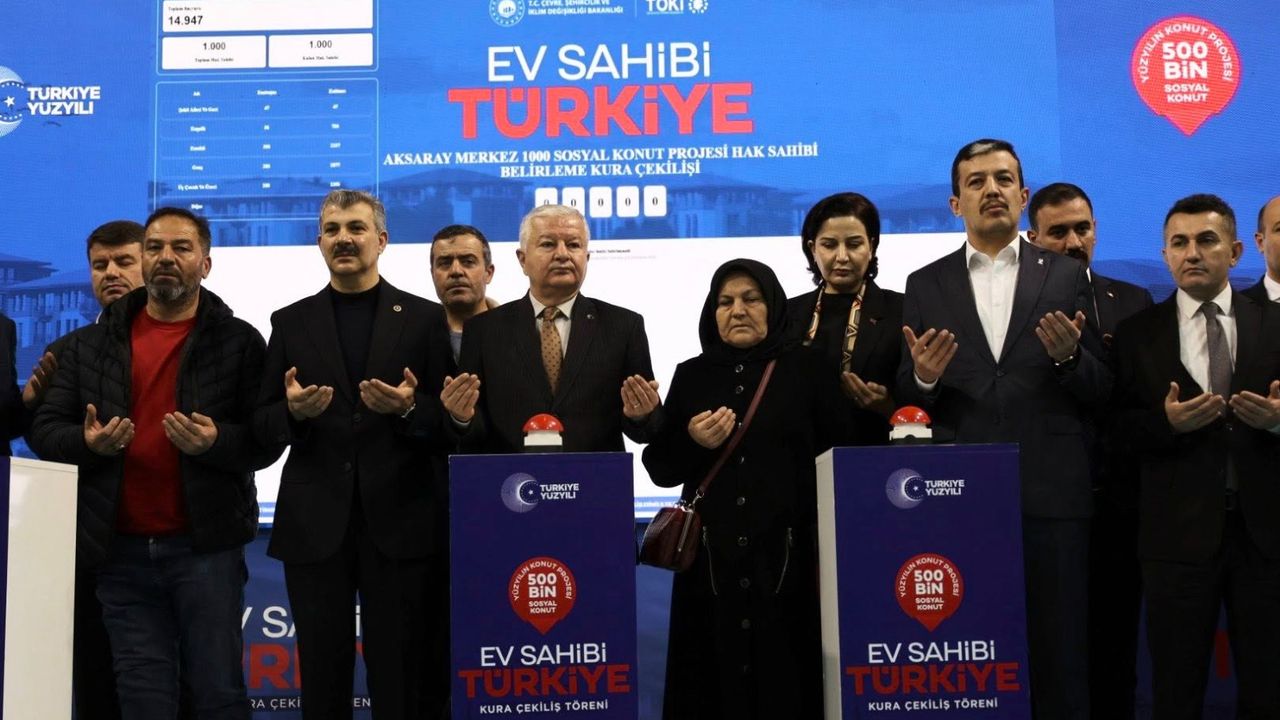 Aksaray’da TOKİ kurası çekildi: 2 bin 353 aile ev hayaline kavuştu görseli