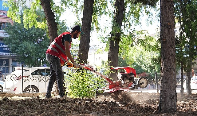 Keçiören'de Park ve Bahçelere Estetik Dokunuş görseli