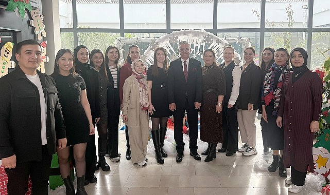 Başkan Topaloğlu’ndan kreşe yeni yıl ziyareti görseli