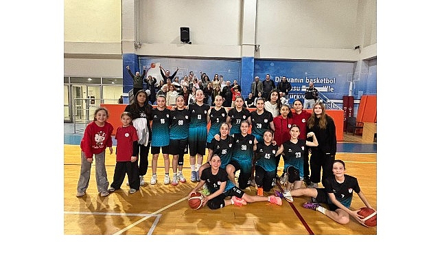 Bayraklı Belediyesi U14 Kız Basketbol Takımı İzmir Şampiyonu Oldu görseli