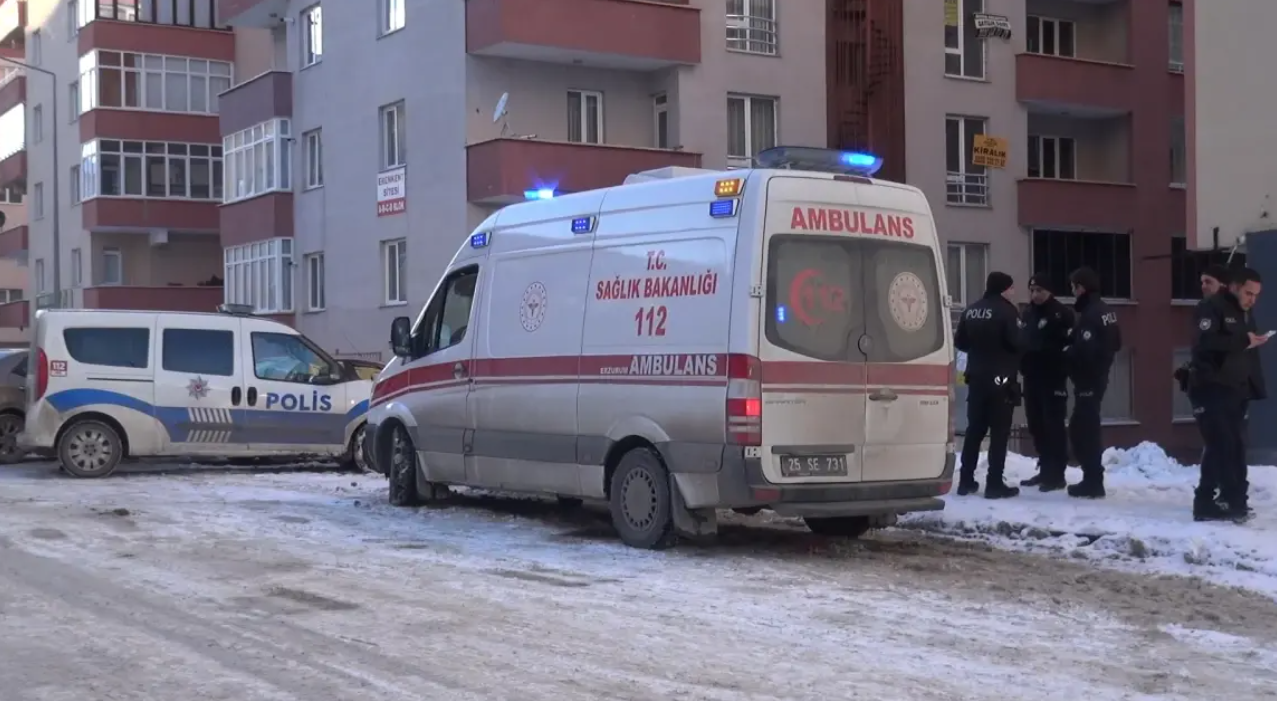 Palandöken’de Bebek Çığlıkları Alarmı: Gökçe Bebek Pencereden Girilerek Kurtarıldı! görseli