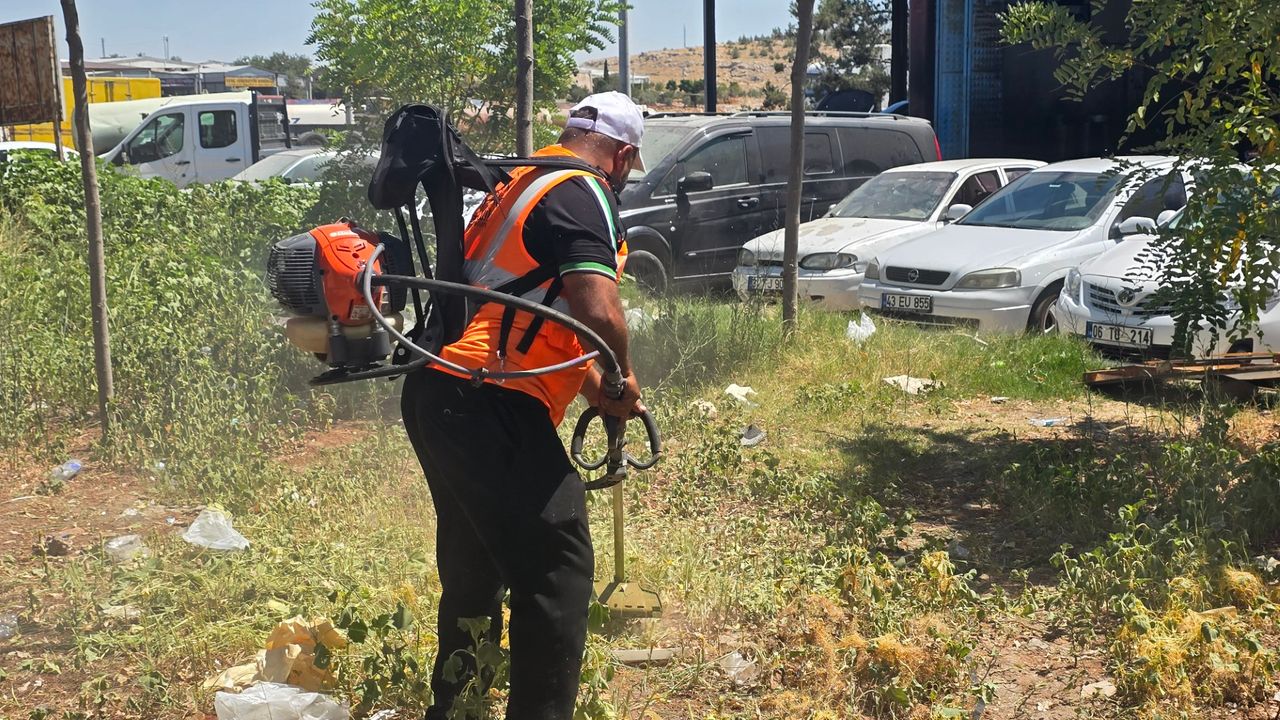 Evren Sanayi Sitesi'nde park çalışmaları başladı görseli