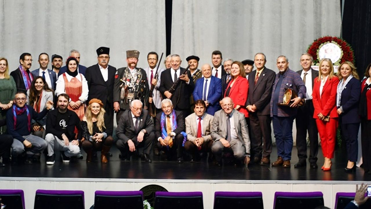 Yerel basın ödülü alanların katılım dallarına göre isimleri görseli