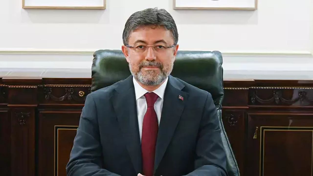 Bakan Yumaklı: Su ve sulamaya 147 milyar TL ayırdık, 321 yeni proje başlatıyoruz görseli