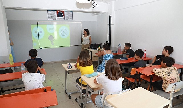 BURSEM’de akran zorbalığı farkındalık etkinliği gerçekleşti görseli