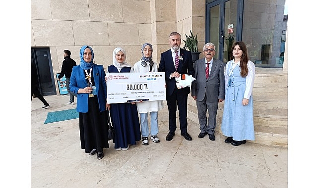 İzmir’den Üç Okul Finale Yükseldi, Türkiye Birinciliği İzmir’e Geldi görseli