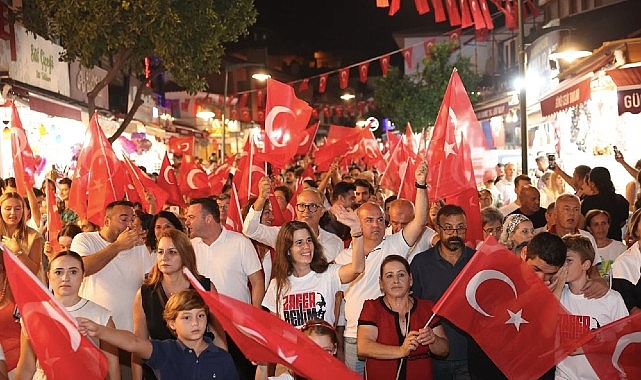 Çeşme’de 30 Ağustos Zafer Bayramı Coşkusu görseli