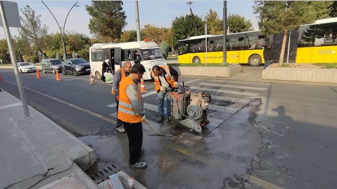 Batman’da 25 noktaya LED’li yaya geçidi görseli