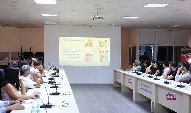 Antalya’da toplu ulaşım şoförlerine hizmet içi eğitimler başladı görseli