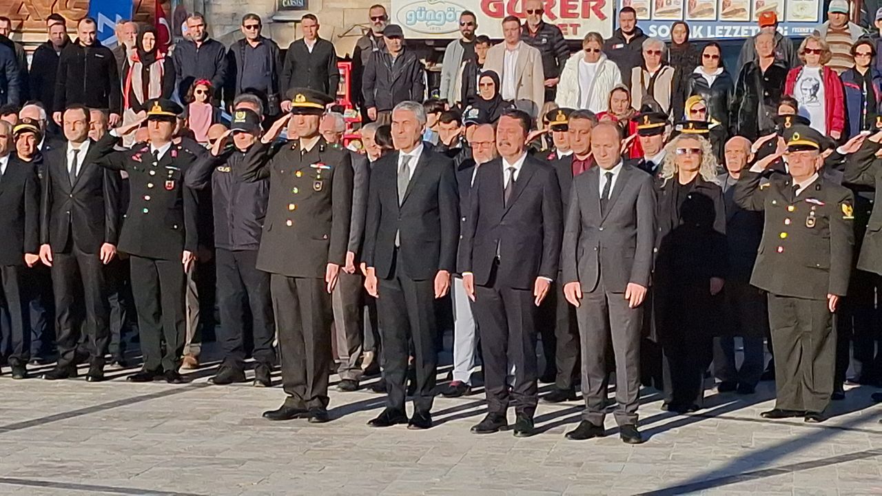 Ulu önder, ölümünün 87. Yılında yapılan törenle anıldı görseli