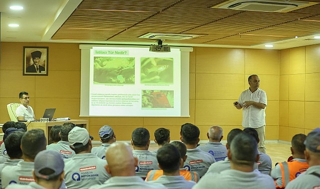 Büyükşehir’den ilaçlama personeline eğitim görseli