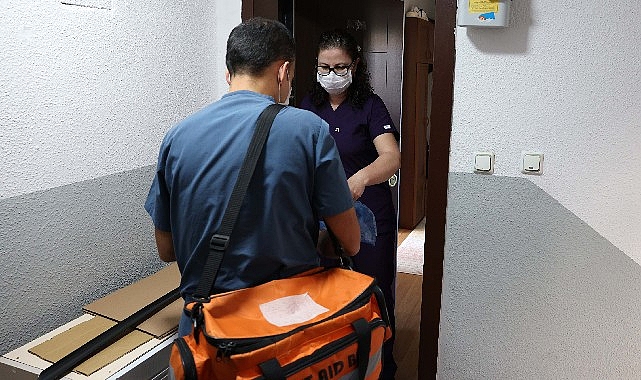 9 Ayda 1760 kişiye Evde Sağlık Hizmeti görseli