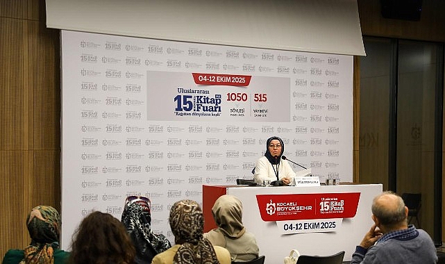 Kitap Fuarı'na yazarlar söyleşileriyle güç veriyor görseli