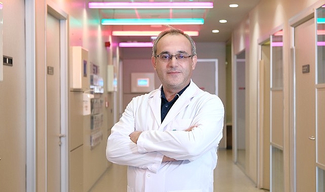 Teknoloji kullanımı, genç yaşta boyun fıtığı riskini artırıyor! görseli