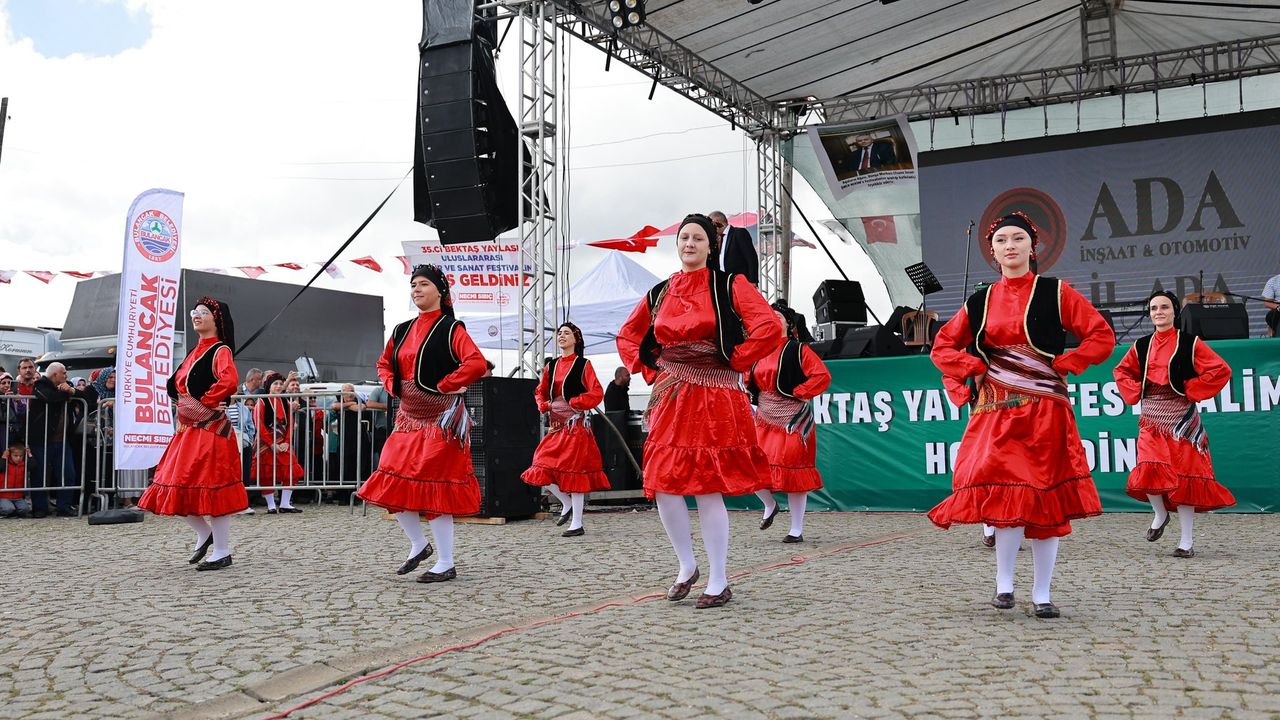 Bektaş Yayla Festivali muhteşem görüntülere sahne oldu görseli