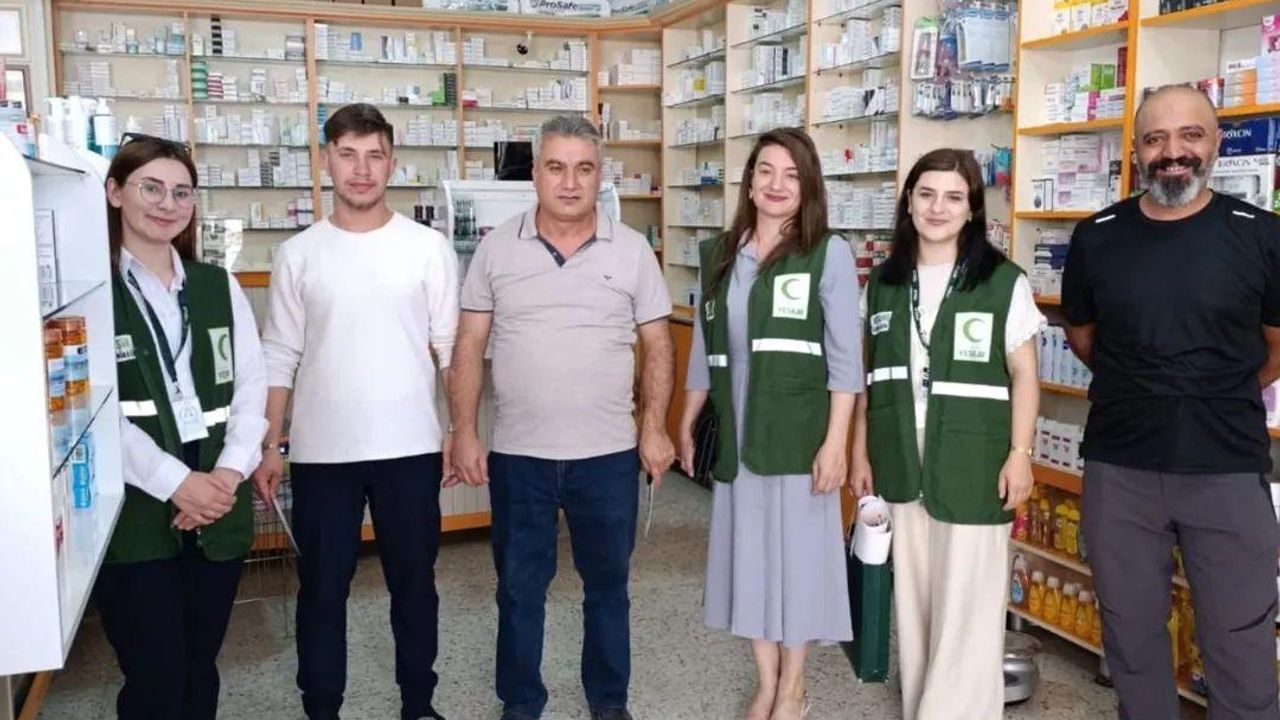 Selim’de Yeşilay’dan eczanelere bağımsızlık seferberliği kapsamında bilgilendirme görseli