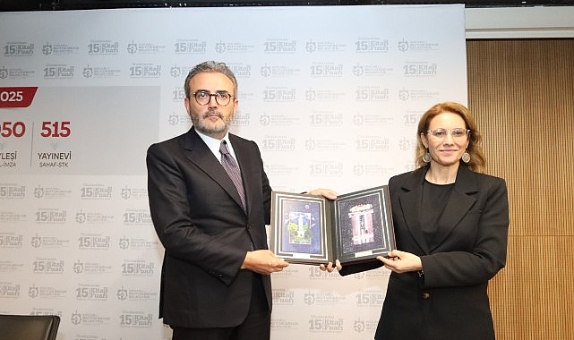 Mahir Ünal: Gerçeklik yoksa anlam da yoktur görseli
