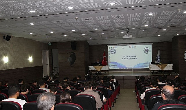 EÜ’de “Atatürk’ün Barış Politikası” konuşuldu görseli