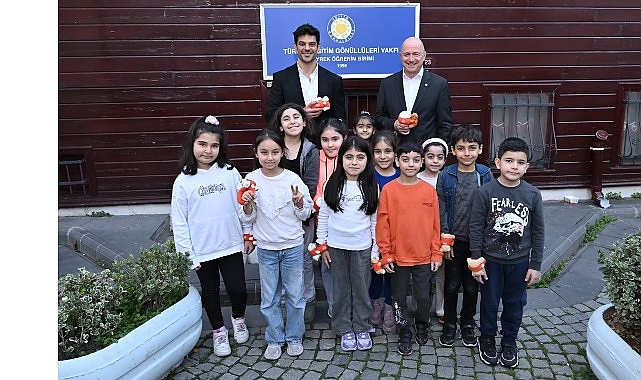 Gloria Jean’s Coffees ve TEGV’den eğitime sürdürülebilir destek görseli