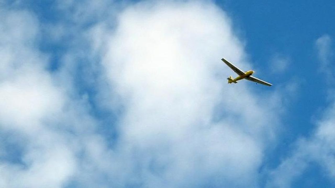 ABD’de iki küçük uçak havada çarpıştı: 1 ölü, 3 yaralı görseli