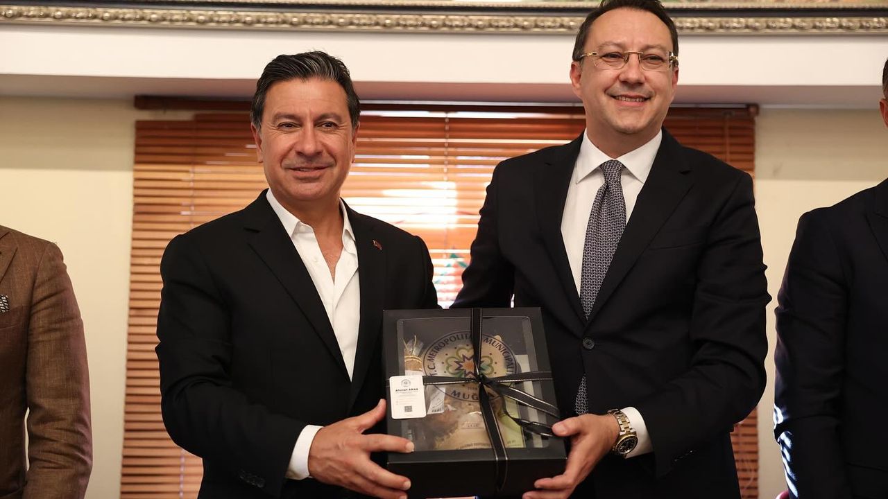 Başkan Aras’tan Marmaris’te hizmet ve dayanışma vurgusu görseli