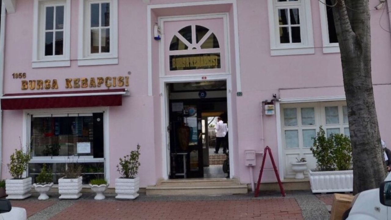 Bursa gastronomisinin duayen ailesinden bir değer daha uğurlandı: Vedat Kural görseli