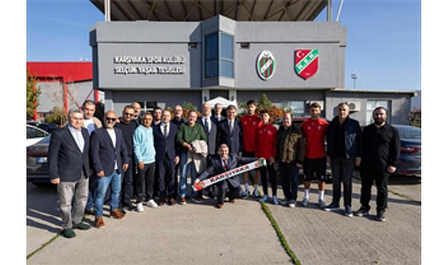 Başkan Tugay’dan iki efsaneye ziyaret görseli