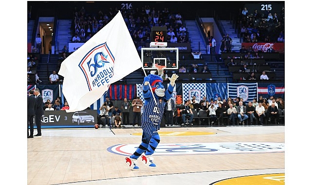 Anadolu Efes, FC Barcelona karşılaşmasına hazır görseli