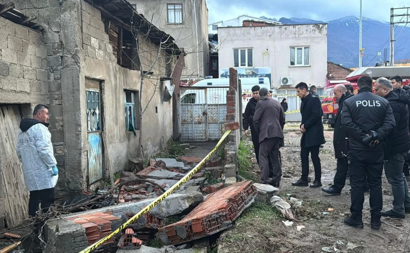 Bursa’da Lodos Felaketi: Devrilen Duvar Genci Hayattan Kopardı görseli