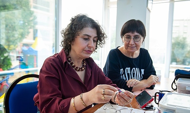 Karşıyaka’nın mahalle merkezlerinde eğitim ve üretim seferberliği görseli