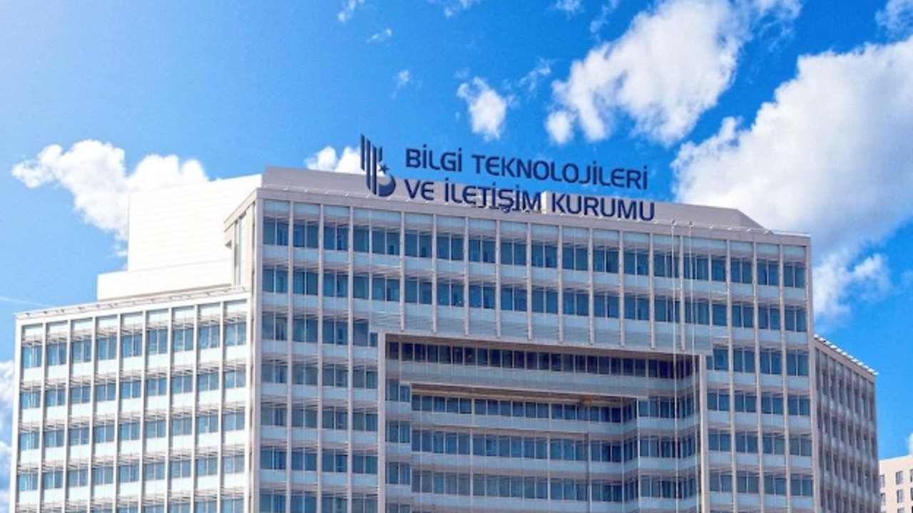 BTK’dan e-imza açıklaması: Asılsız iddialar için suç duyurusunda bulunuldu görseli