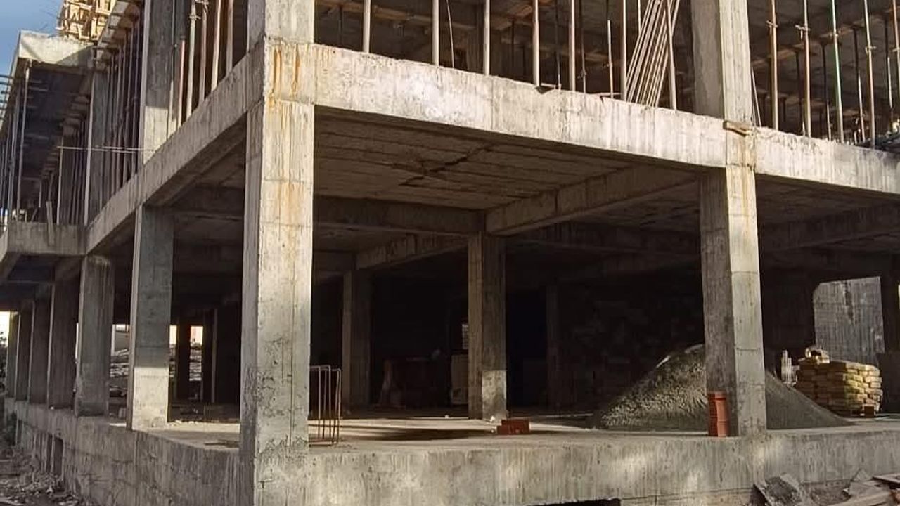 Kars’ta Kağızman Halk Kütüphanesi ve Susuz Hükümet Konağı inşaatları devam ediyor görseli