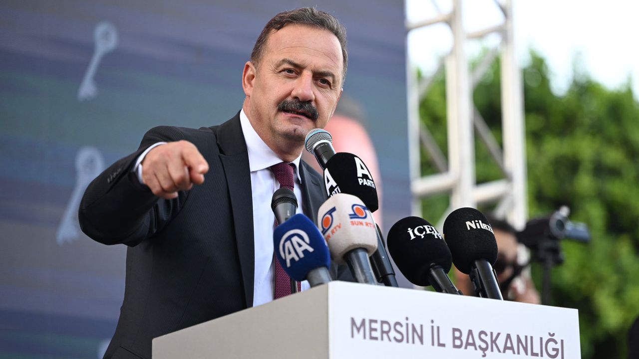 Yavuz Ağıralioğlu Mersin’den seslendi: Öcalan bin sene de geçse teröristtir! görseli