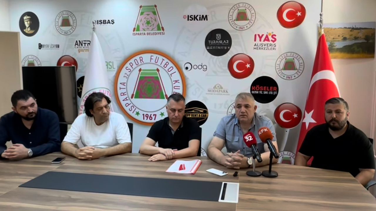 Isparta 32 Spor Bülent Akan’a emanet görseli