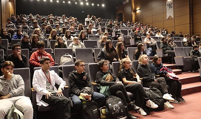 Maltepe’de uygulamalı afet eğitimleri devam ediyor görseli