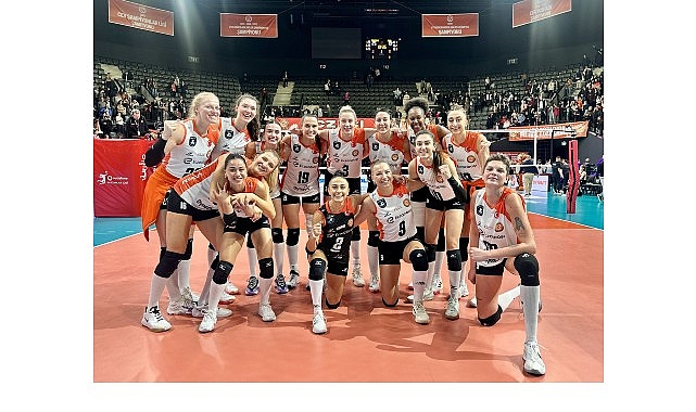 Eczacıbaşı Dynavit, evinde Zeren Spor’u 3-0 mağlup etti görseli