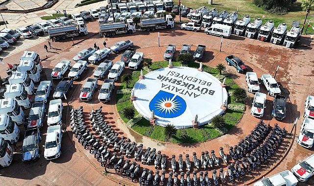 Büyükşehir Belediyesi araç filosunu güçlendirdi görseli