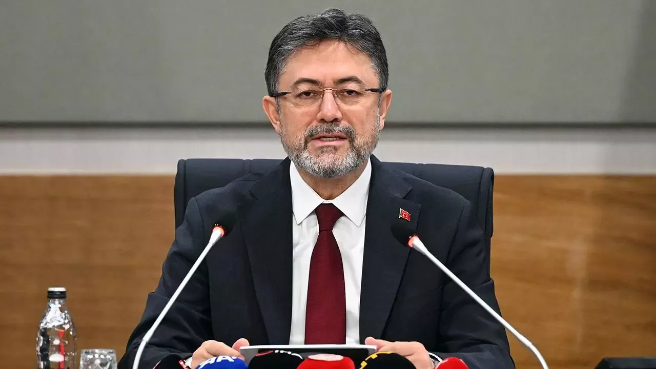 Muğla ve Manisa’daki orman yangınları kontrol altında; Hatay'da müdahale sürüyor görseli