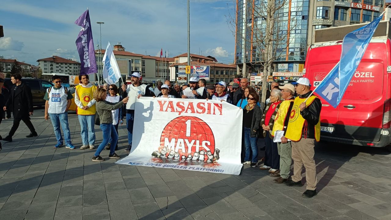 Tayfun Karakoç: “1 Mayıs'ta Mevlana miting alanına çağırıyoruz!” görseli