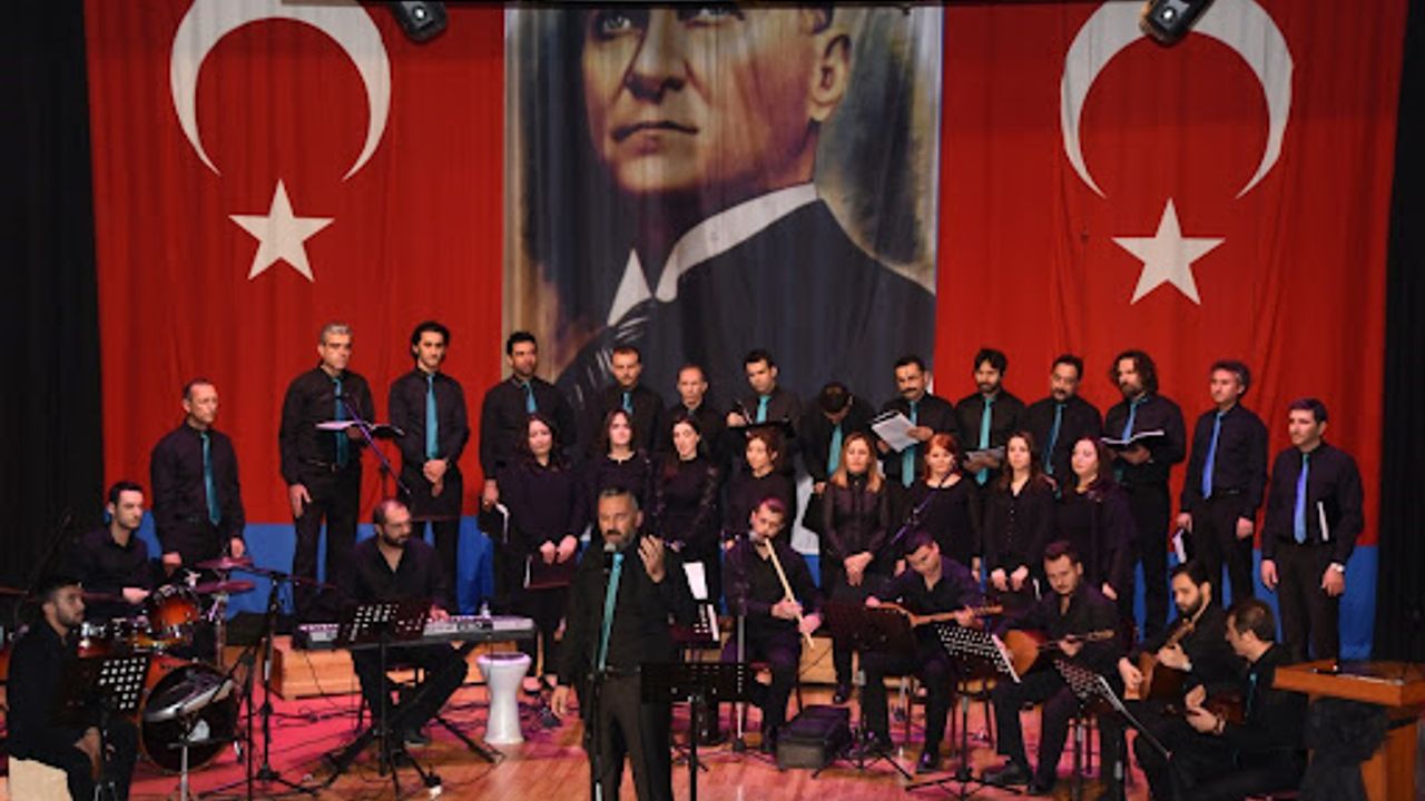 Kırıkkale’de Türk Halk Müziği Gecesi görseli