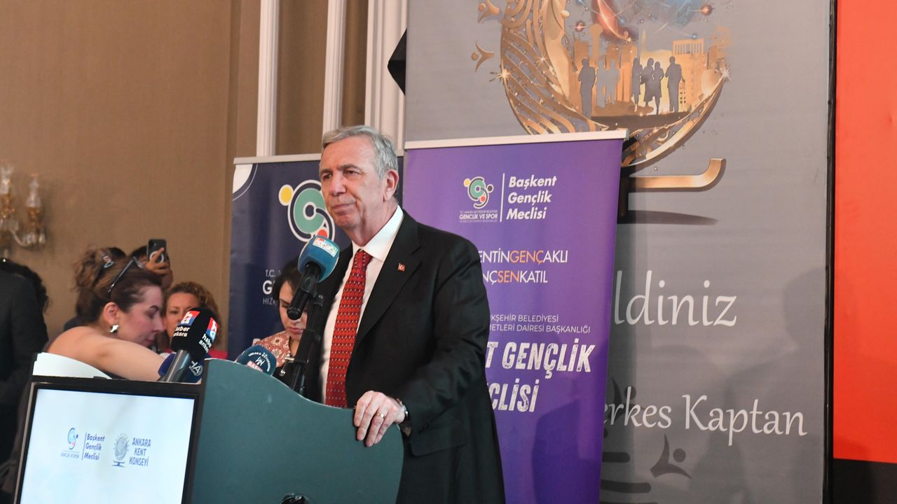 Dünya gençliği Başkent’te; Mansur Yavaş: Gençlerin aklına ihtiyacımız var görseli