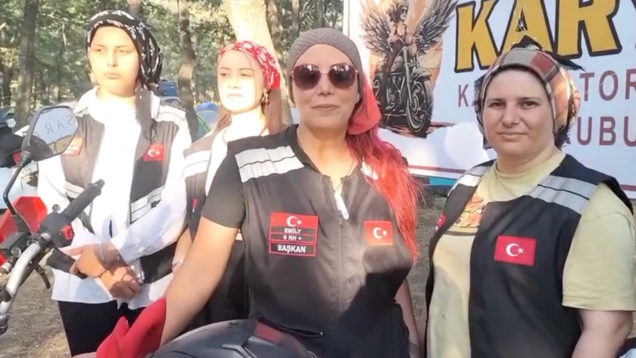 Aksaray'ın ilk ve tek kadın motorcular grubu festivalin gözdesi oldu görseli