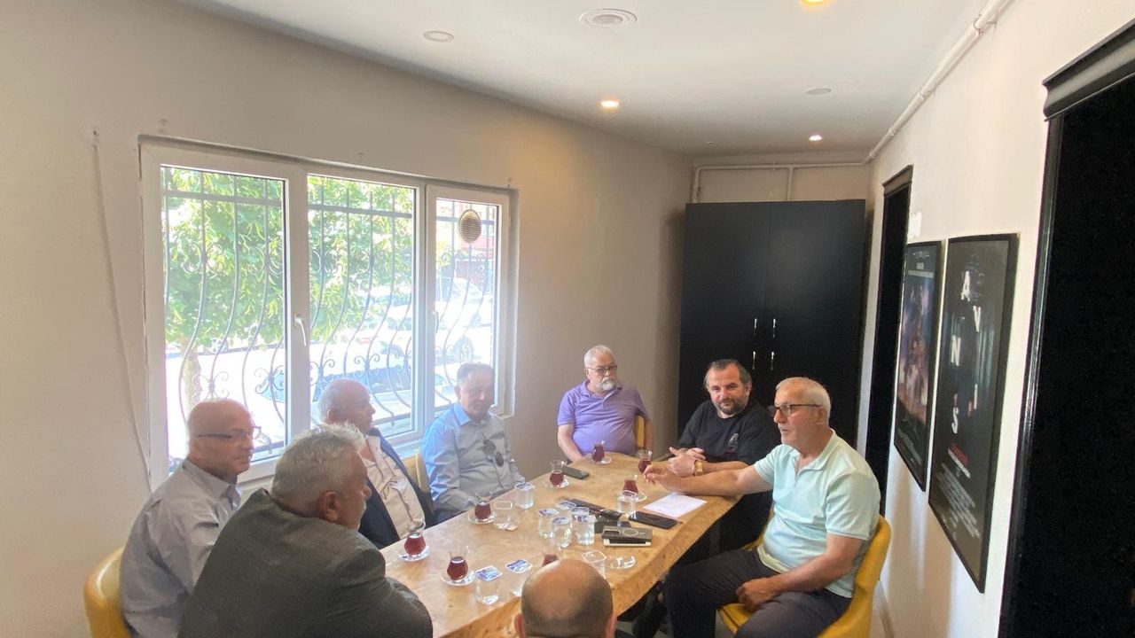 Demokrat Parti Düzce Teşkilatı’ndan Analiz Medya’ya nezaket ziyareti görseli