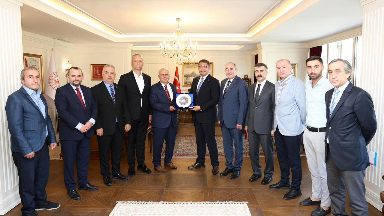 Vali Aslan, İst. Düzceliler Derneği’ni ağırladı görseli