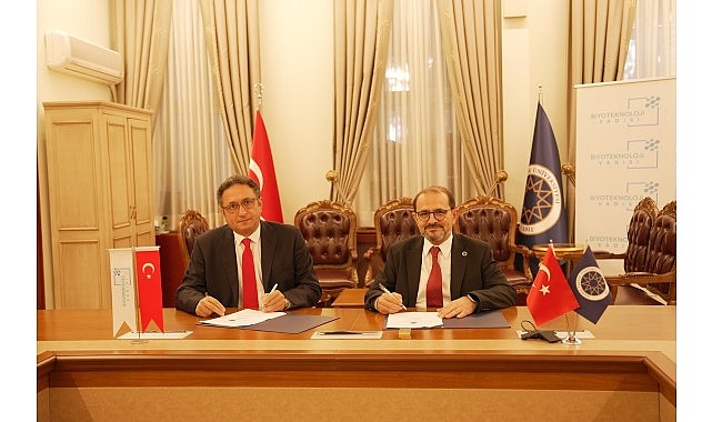 BİOSB ve Yıldız Teknik Üniversitesi Arasında Stratejik İş Birliği Protokolü İmzalandı görseli