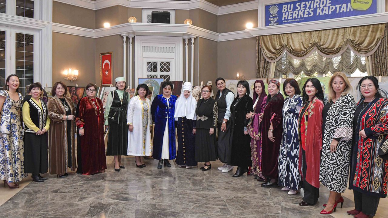 Başkent’te bir ilk: Türk annelerine saygı, sergi ile taçlandı görseli