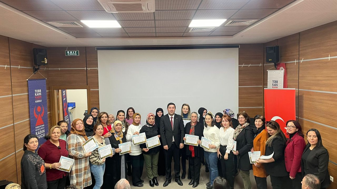 Kars Kadın Çiftçi Eğitim Akademisi başarıyla tamamlandı görseli