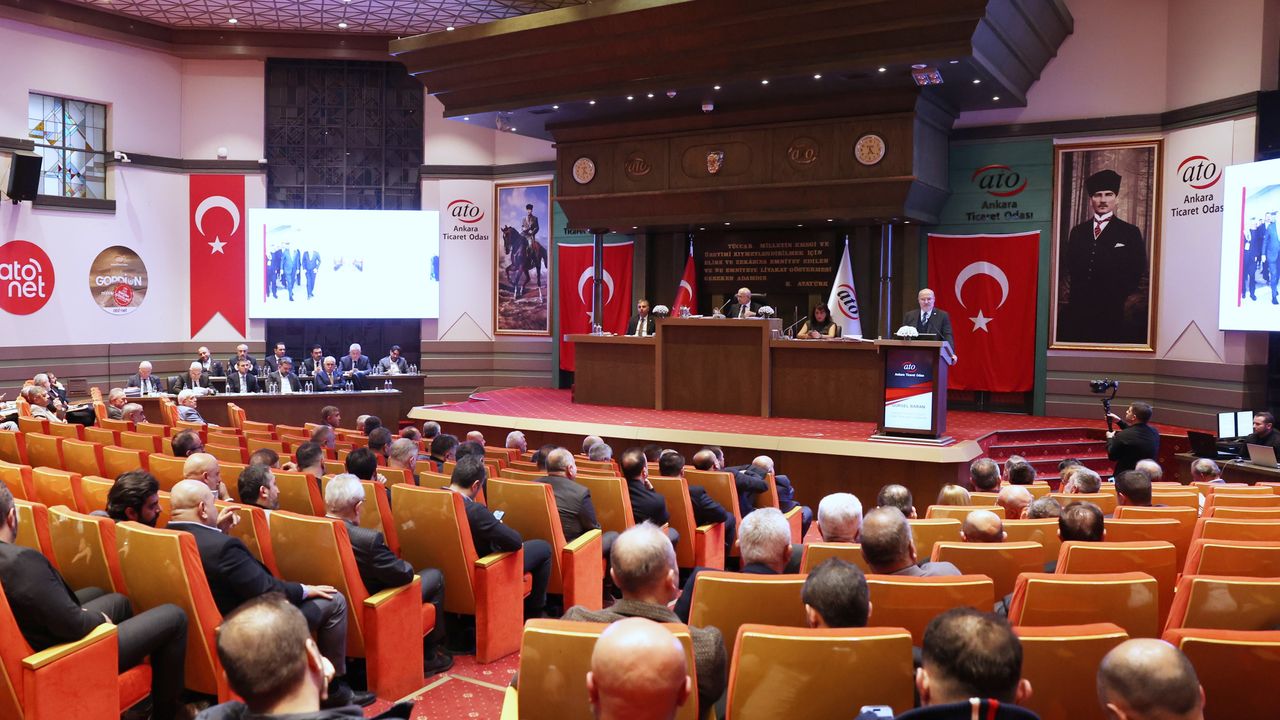 ATO Başkanı Baran, yılın son ATO Meclis Toplantısı’nda ekonomiye ilişkin değerlendirmelerde bulundu... görseli